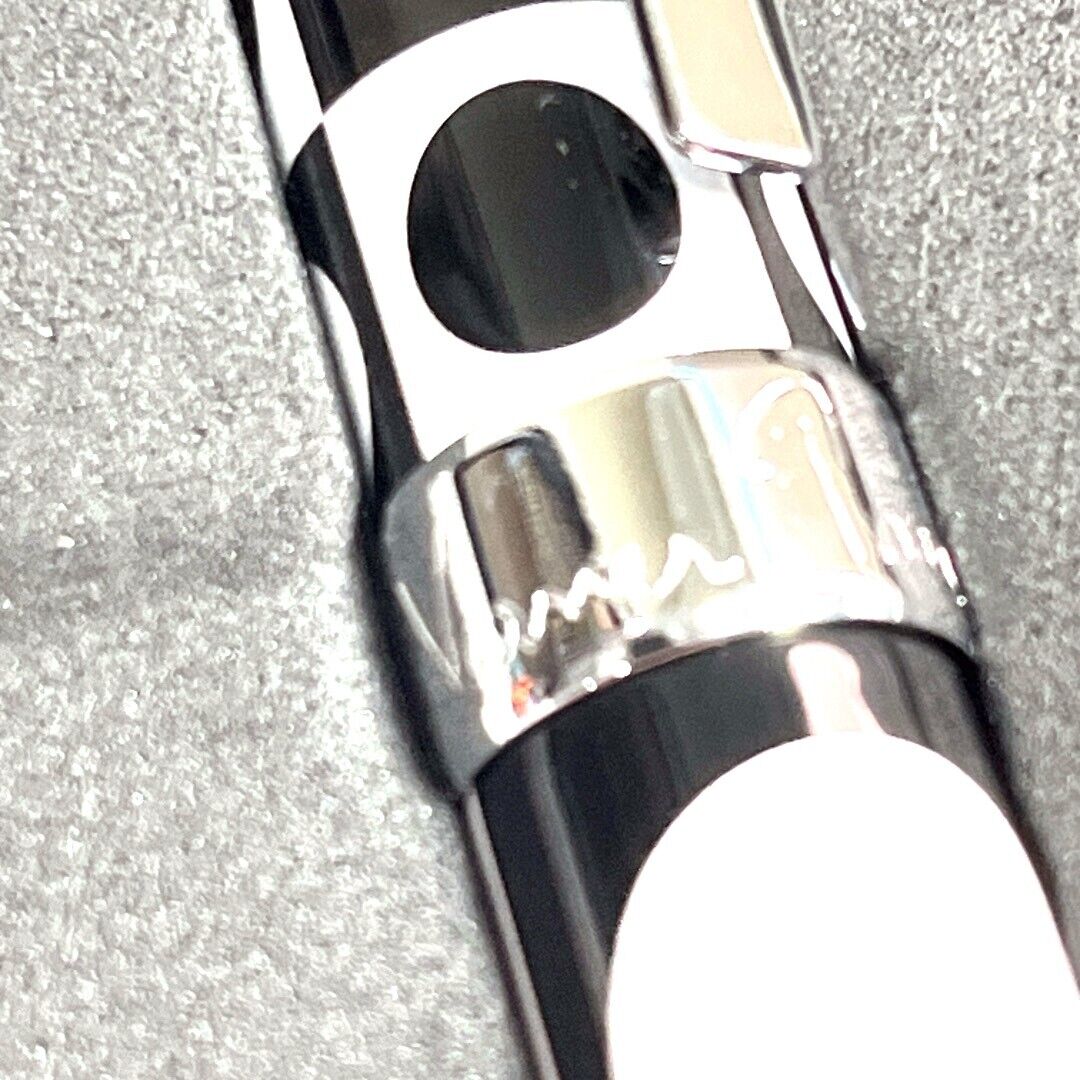 ACME Studios' “Geometri Black & White” Rollerball Pen by VERNER PANTON